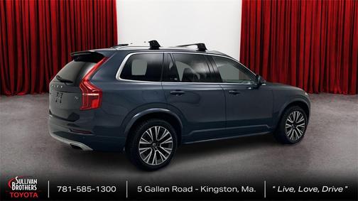 2020 Volvo XC90 T6 Momentum