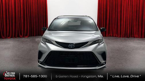 2023 Toyota Sienna XSE 7 Passenger