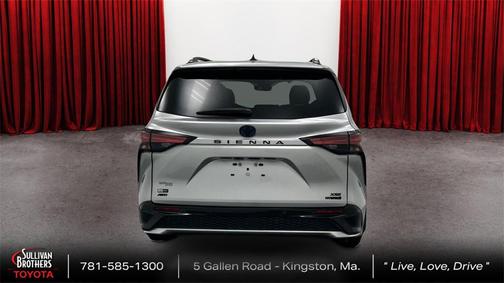 2023 Toyota Sienna XSE 7 Passenger