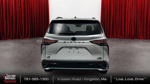 2023 Toyota Sienna XSE 7 Passenger