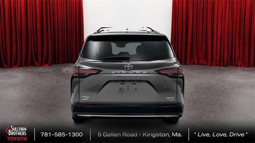 2023 Toyota Sienna Limited 7-Passenger