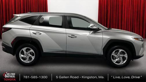 2022 Hyundai TUCSON SE