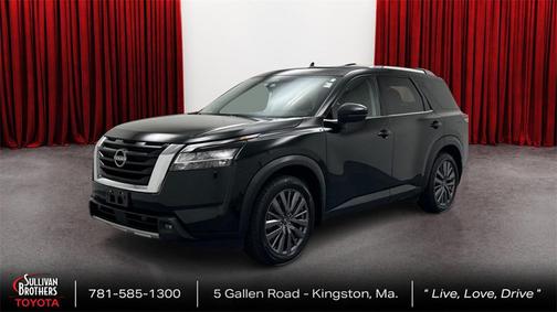 2023 Nissan Pathfinder SL 4WD