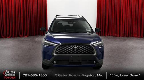2025 Toyota Corolla Cross XLE