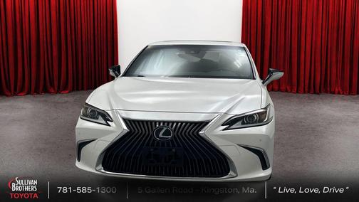 2019 Lexus ES 300h Base