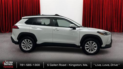 2022 Toyota Corolla Cross LE