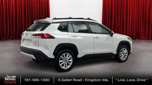 2022 Toyota Corolla Cross LE