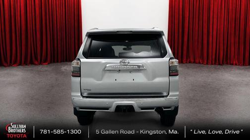 Classic Silver Metallic 2016 Toyota 4Runner Limited