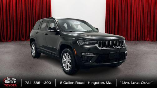 Diamond Black Crystal Pearlcoat 2022 Jeep Grand Cherokee Limited