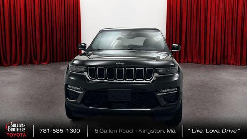 Diamond Black Crystal Pearlcoat 2022 Jeep Grand Cherokee Limited