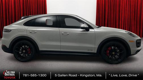 2021 Porsche Cayenne GTS