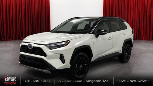 2022 Toyota RAV4 Hybrid SE