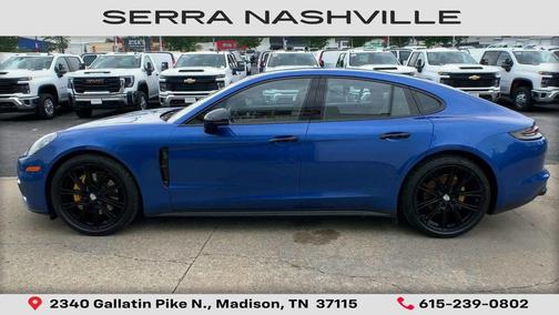Sapphire Blue Metallic 2018 Porsche Panamera 4S