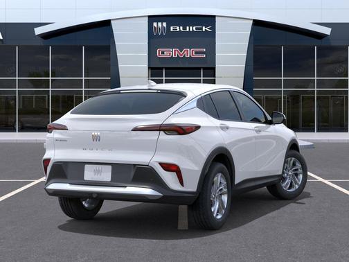 Summit White 2026 Buick Envista Preferred FWD