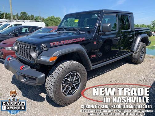 Black Clearcoat 2024 Jeep Gladiator Rubicon