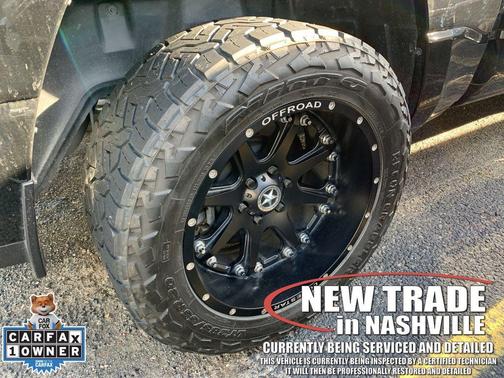 Diamond Black Crystal Pearlcoat 2023 RAM 1500 Laramie