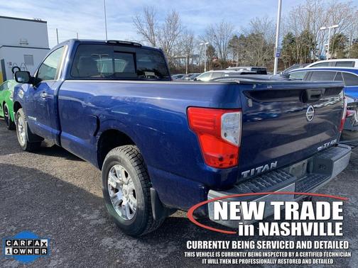 2017 Nissan Titan SV