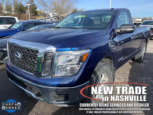 2017 Nissan Titan SV