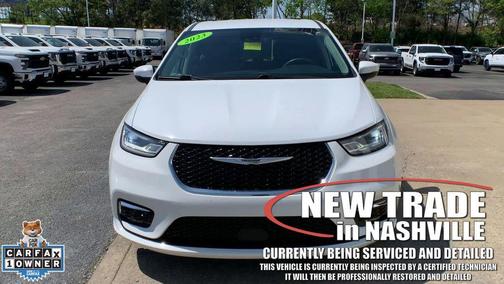 Bright White Clearcoat 2023 Chrysler Pacifica Touring L