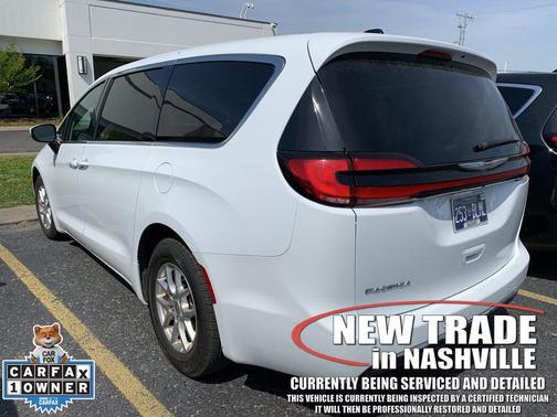 2023 Chrysler Pacifica Touring L