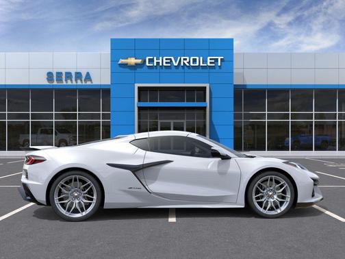 Arctic White 2026 Chevrolet Corvette Z06