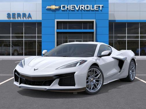 Arctic White 2026 Chevrolet Corvette Z06
