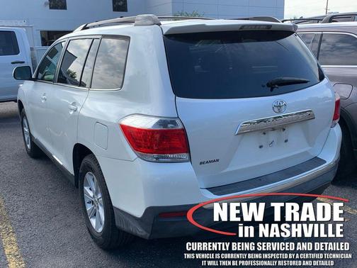 Blizzard Pearl 2013 Toyota Highlander SE