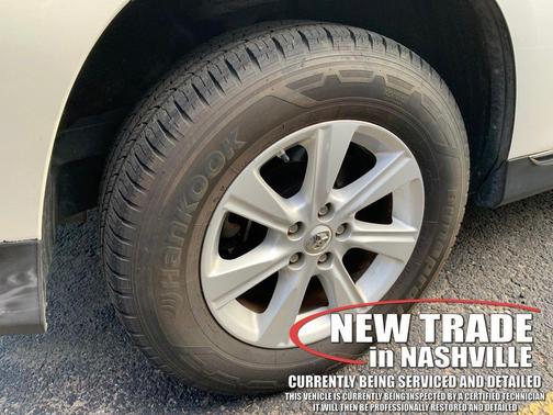 Blizzard Pearl 2013 Toyota Highlander SE