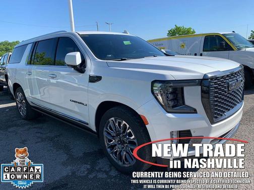 White Frost Tricoat 2023 GMC Yukon XL Denali Ultimate