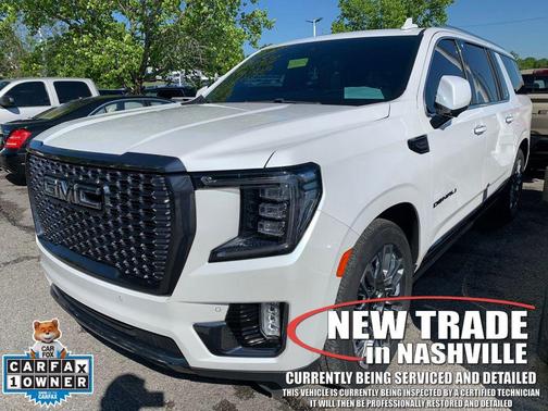 White Frost Tricoat 2023 GMC Yukon XL Denali Ultimate