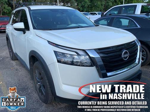 Pearl White Tricoat 2022 Nissan Pathfinder SV 2WD