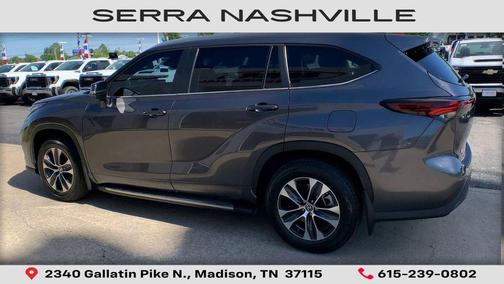 Magnetic Gray Metallic 2024 Toyota Highlander Hybrid XLE