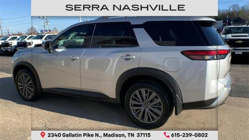 2024 Nissan Pathfinder SL FWD