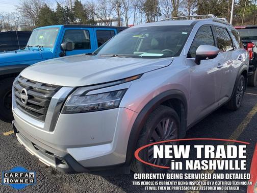 2024 Nissan Pathfinder SL FWD