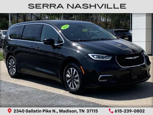 Brilliant Black Crystal Pearlcoat 2024 Chrysler Pacifica Hybrid Select