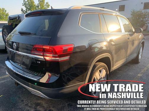Deep Black Pearl 2019 Volkswagen Atlas 3.6L SE w/Technology