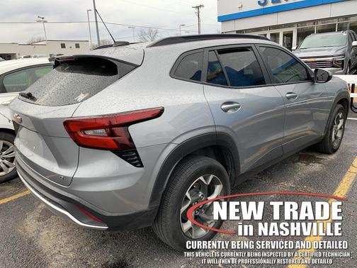 2024 Chevrolet Trax LT