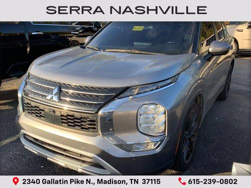 Mercury Gray Metallic 2023 Mitsubishi Outlander SE