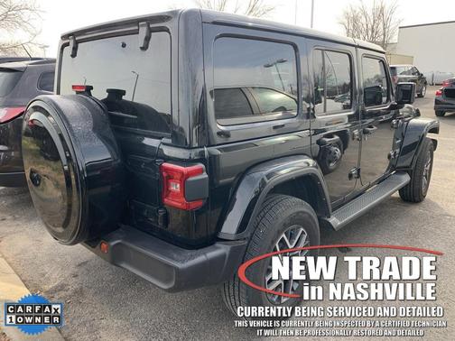 2024 Jeep Wrangler 4-Door Sahara 4x4