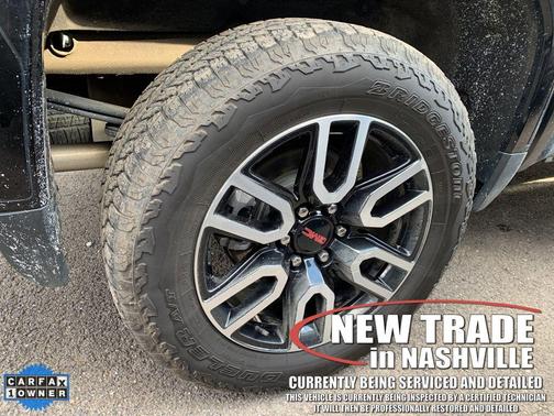 2024 GMC Sierra 1500 AT4