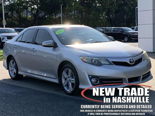 Classic Silver Metallic 2012 Toyota Camry SE