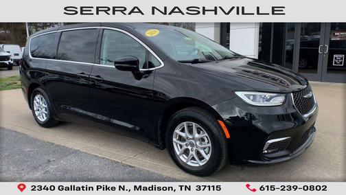 Diamond Black Crystal Pearlcoat 2024 Chrysler Pacifica Touring L