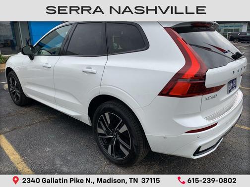 Crystal White Metallic 2026 Volvo XC60 B5 Plus