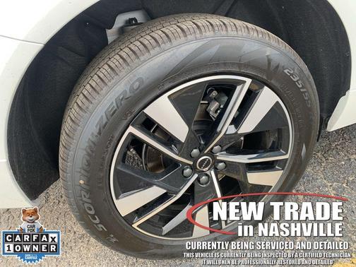 Crystal White Metallic 2026 Volvo XC60 B5 Plus