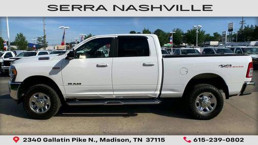 Bright White Clearcoat 2022 RAM 2500 Big Horn Crew Cab 4x4 6'4' Box