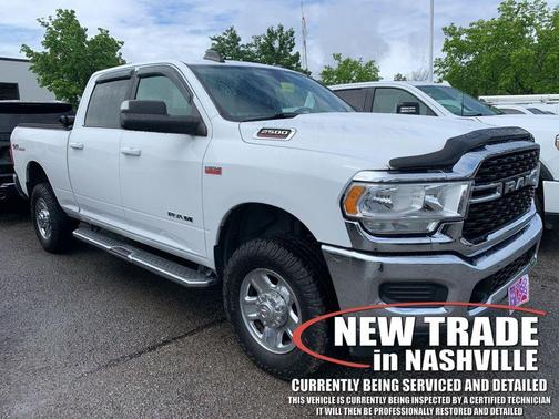 Bright White Clearcoat 2022 RAM 2500 Big Horn Crew Cab 4x4 6'4' Box
