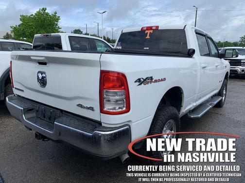 Bright White Clearcoat 2022 RAM 2500 Big Horn Crew Cab 4x4 6'4' Box