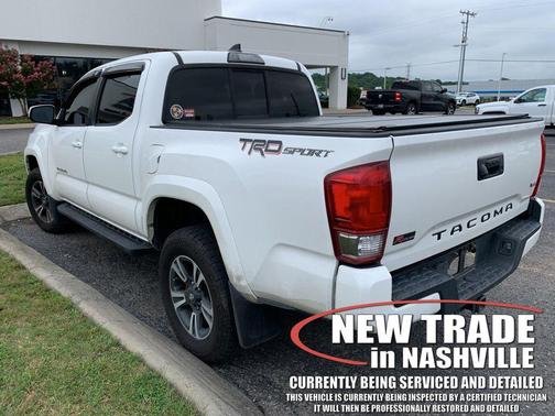 Super White 2016 Toyota Tacoma SR5