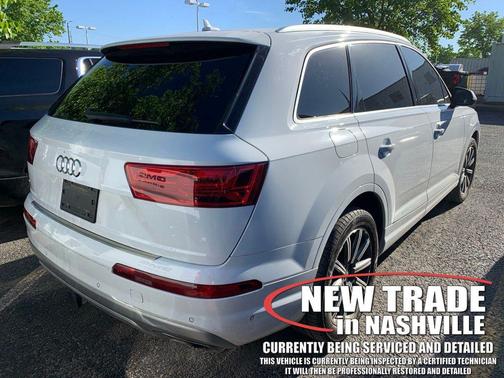 Glacier White Metallic 2019 Audi Q7 55 Premium Plus