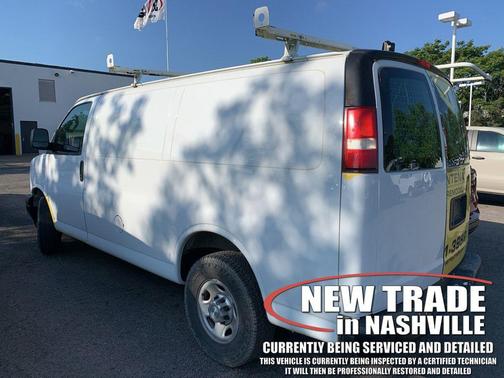 Summit White 2017 Chevrolet Express 2500 Work Van